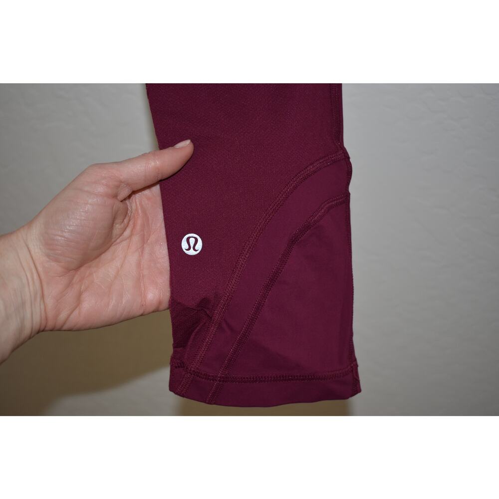 Lululemon Burgendy Crop Legging with Leopard Top Size 8 - Picture 9 of 9